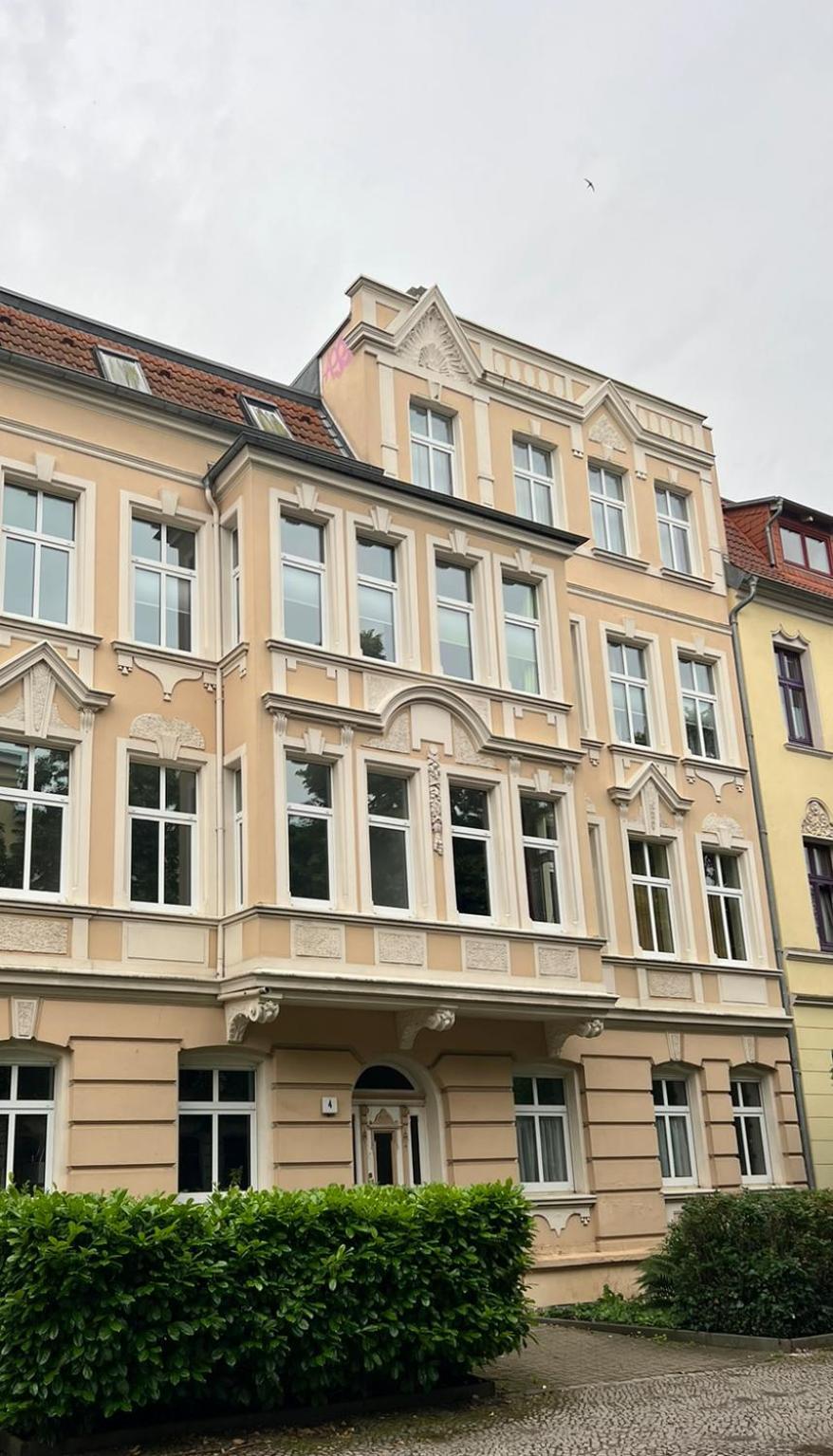 Apartment Md-8 Kleiststrasse 4 - Zentral Nur 5min Bis Zur Innenstadt - 2schlafzimmer-smart Tv-badewanne-innenhoflage Magdeburg